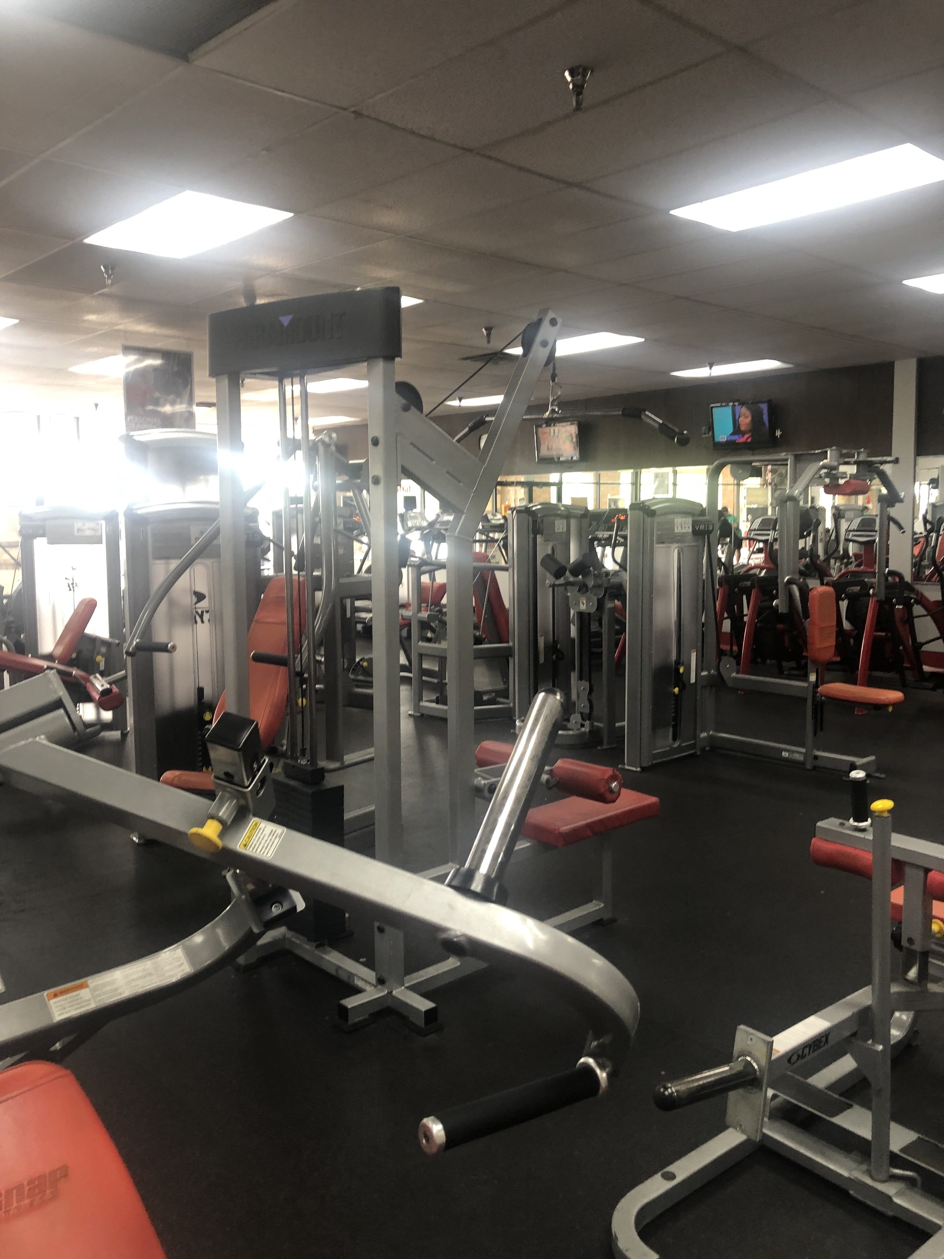 Absolute Auction – Fitness Center Going Out of Business Sale | 147 Lincoln Trail Blvd. | Saturday, July 20th @ 2:00 pm EDT