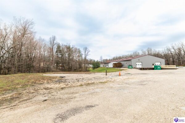 1283855-76fffebc-760f-4c1a-b276-7c994fb72a32