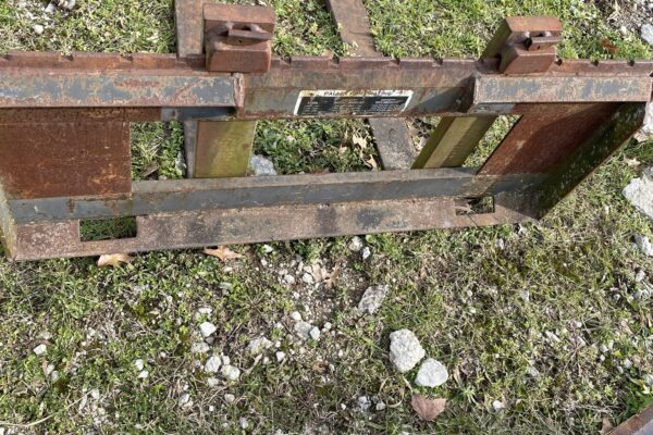44_ SKID STEER PALLET FORKS