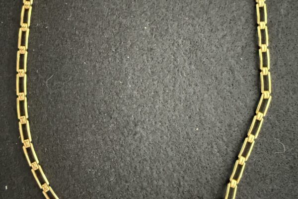 537.JPG 14K GOLD LINK NECKLACE