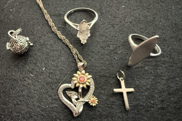 551.JPG MISC. SILVER JEWELRY