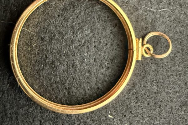 555.JPG 14K GOLD COIN HOLDER CHARM