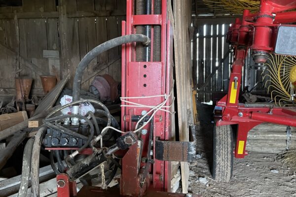 HYDRAULIC 3PT POST DRIVER